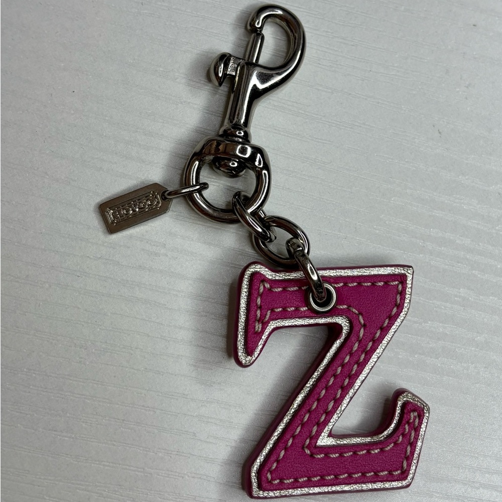 Coach key fob features a letter "Z" charm NWOT - Picture 4 of 5